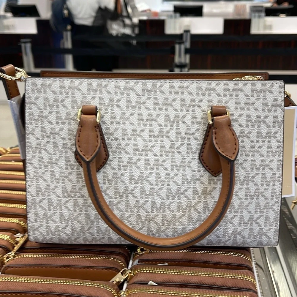 Michael Kors Small Sheila Satchel Crossbody Vanilla  NWT